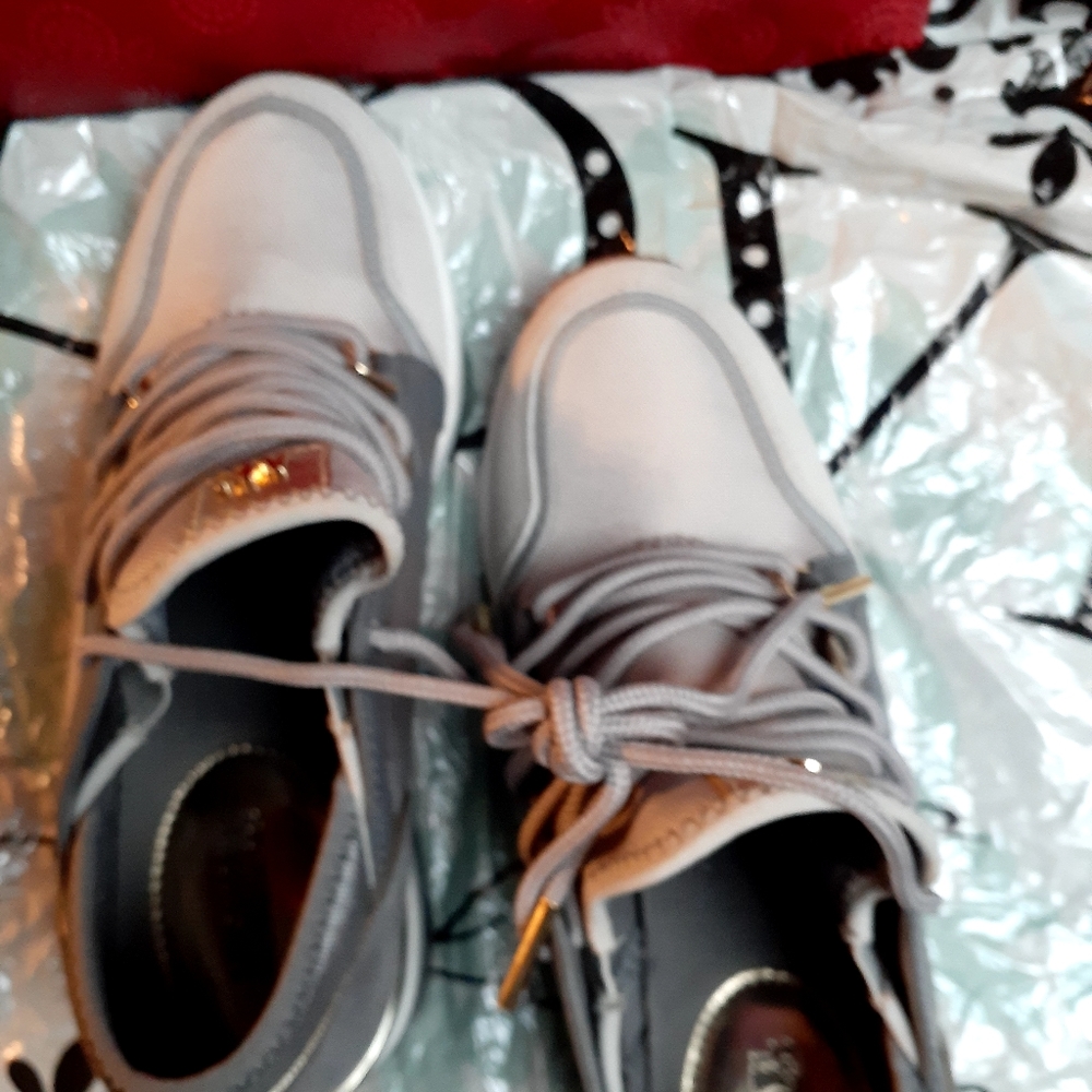 Size 6 sneakers MK